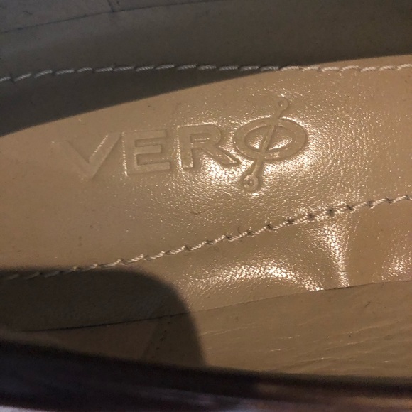 NWOT Vero Cuoio Loafers - Picture 9 of 9